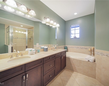 6641 Alden Woods Circle - Photo Thumbnail 10