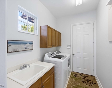 8902 Shenendoah Circle - Photo Thumbnail 19