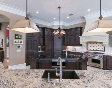 3059 Wyndham Way - Photo Thumbnail 11