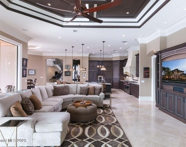3059 Wyndham Way - Photo Thumbnail 5
