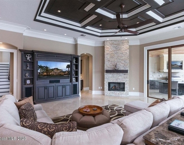 3059 Wyndham Way - Photo Thumbnail 8