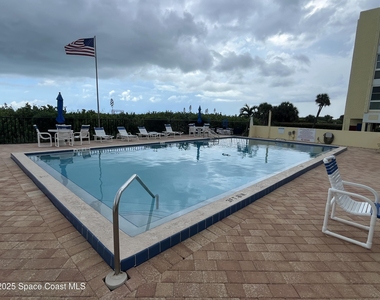 4700 Ocean Beach Boulevard - Photo Thumbnail 5