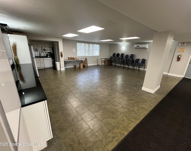 4700 Ocean Beach Boulevard - Photo Thumbnail 13