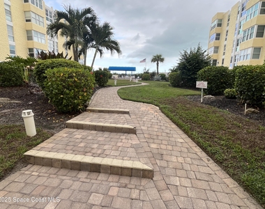 4700 Ocean Beach Boulevard - Photo Thumbnail 4