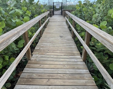 4700 Ocean Beach Boulevard - Photo Thumbnail 7
