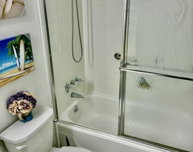 4700 Ocean Beach Boulevard - Photo Thumbnail 46