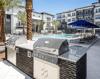 20191 Sabal Palm Court - Photo Thumbnail 8