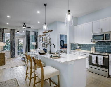 20191 Sabal Palm Court - Photo Thumbnail 16