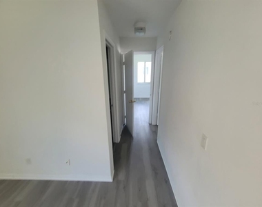 22481 Westchester Boulevard - Photo Thumbnail 3