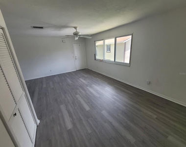 22481 Westchester Boulevard - Photo Thumbnail 5