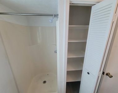 22481 Westchester Boulevard - Photo Thumbnail 8