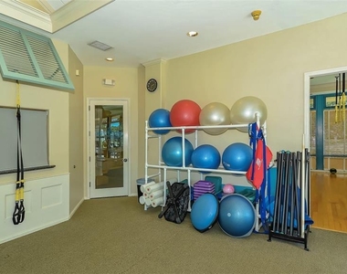 6909 Lennox Place - Photo Thumbnail 77