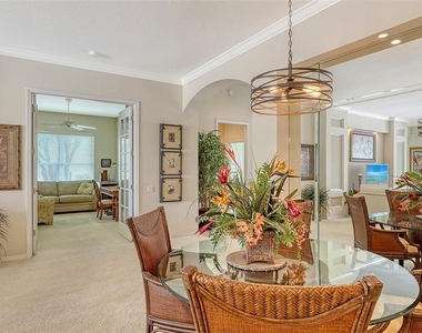 6909 Lennox Place - Photo Thumbnail 8