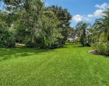 6909 Lennox Place - Photo Thumbnail 33