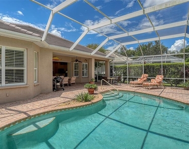 6909 Lennox Place - Photo Thumbnail 32