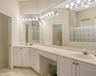 6909 Lennox Place - Photo Thumbnail 20