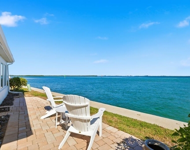 957 Spanish Drive N - Photo Thumbnail 3