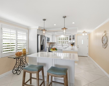 957 Spanish Drive N - Photo Thumbnail 9