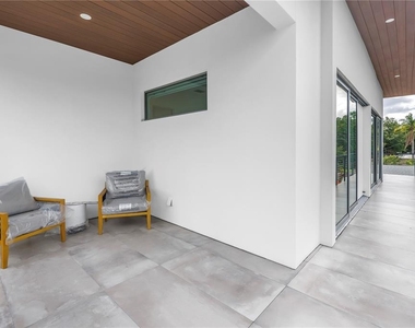 2314 Floyd Street - Photo Thumbnail 54