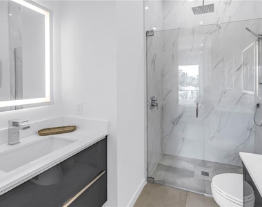 2314 Floyd Street - Photo Thumbnail 44