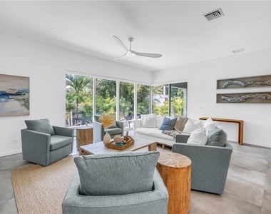 2314 Floyd Street - Photo Thumbnail 18