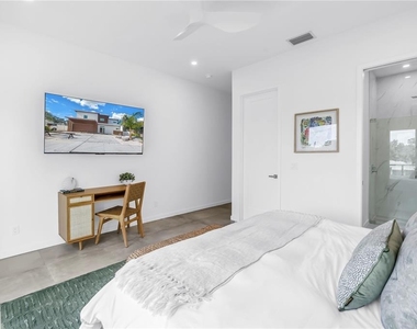 2314 Floyd Street - Photo Thumbnail 43