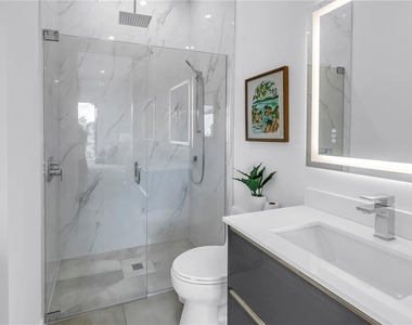 2314 Floyd Street - Photo Thumbnail 46