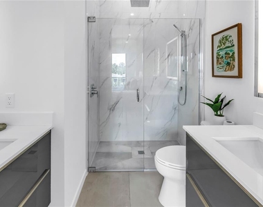 2314 Floyd Street - Photo Thumbnail 45