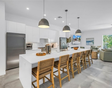 2314 Floyd Street - Photo Thumbnail 11