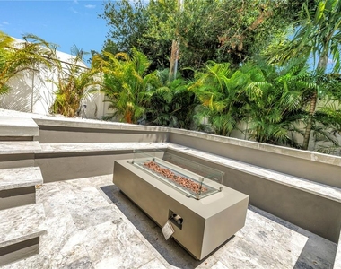 2314 Floyd Street - Photo Thumbnail 69