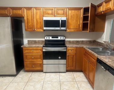 11150 W Sample Road - Photo Thumbnail 2
