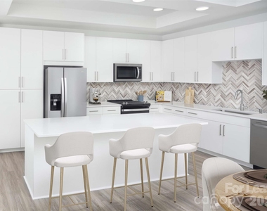 909 Camden Grandview Road - Photo Thumbnail 10
