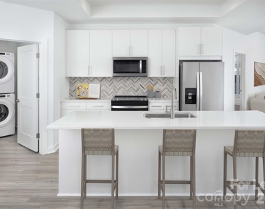 909 Camden Grandview Road - Photo Thumbnail 9