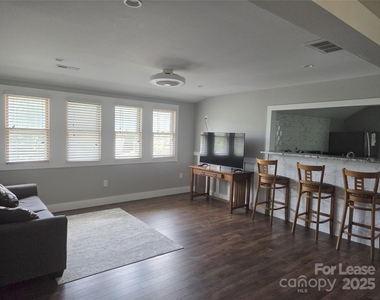 238 S Main Street - Photo Thumbnail 7