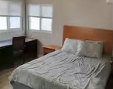 14728 Fieldflower Circle - Photo Thumbnail 6