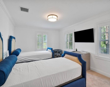 100 Regents Park Road - Photo Thumbnail 21