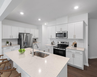 421 Deep Oak Drive - Photo Thumbnail 2