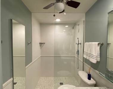 25900 Hickory Boulevard - Photo Thumbnail 13