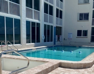 25900 Hickory Boulevard - Photo Thumbnail 14