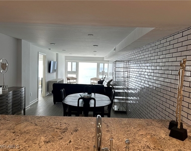 25900 Hickory Boulevard - Photo Thumbnail 6