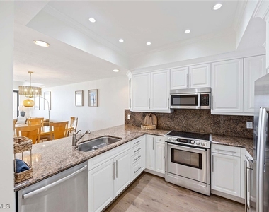 100 N Collier Boulevard - Photo Thumbnail 8