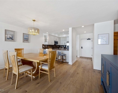 100 N Collier Boulevard - Photo Thumbnail 13