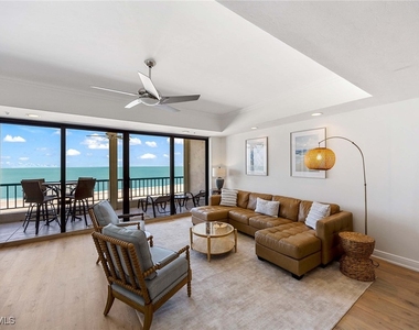 100 N Collier Boulevard - Photo Thumbnail 5