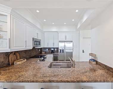 100 N Collier Boulevard - Photo Thumbnail 11