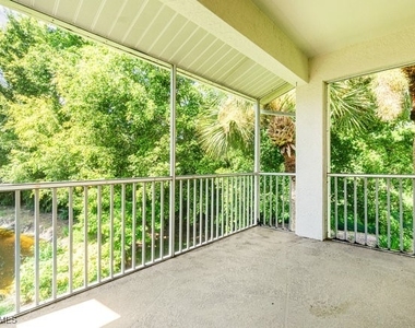 9021 Las Maderas Drive - Photo Thumbnail 22