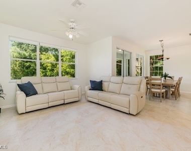 9021 Las Maderas Drive - Photo Thumbnail 3