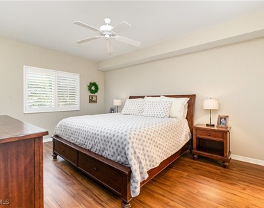 10020 Maddox Lane - Photo Thumbnail 6