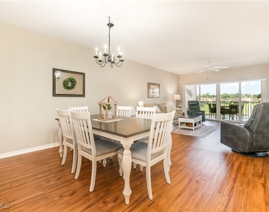 10020 Maddox Lane - Photo Thumbnail 2