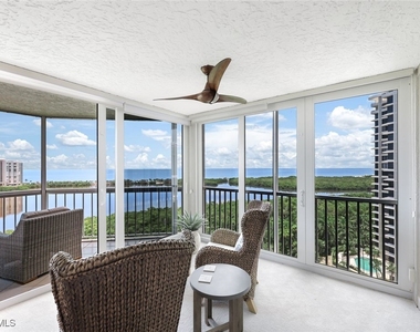 5501 Heron Point Drive - Photo Thumbnail 10