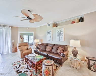 5105 Cedar Springs Drive - Photo Thumbnail 11